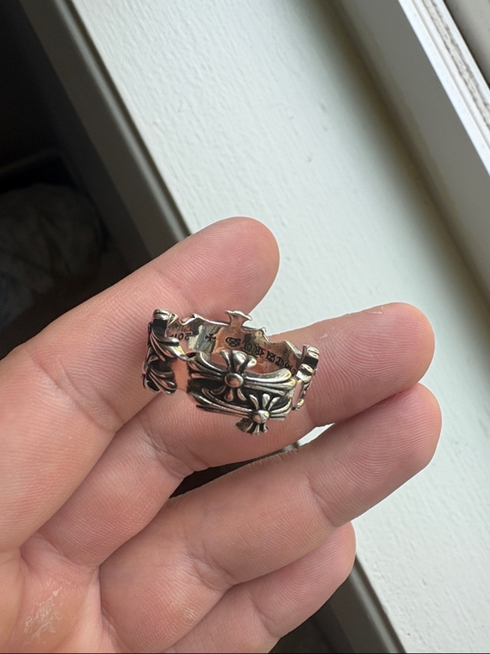 Vintage Silver Tone Ring - Y2K / Edgy Unisex Style - Picture 2 of 4